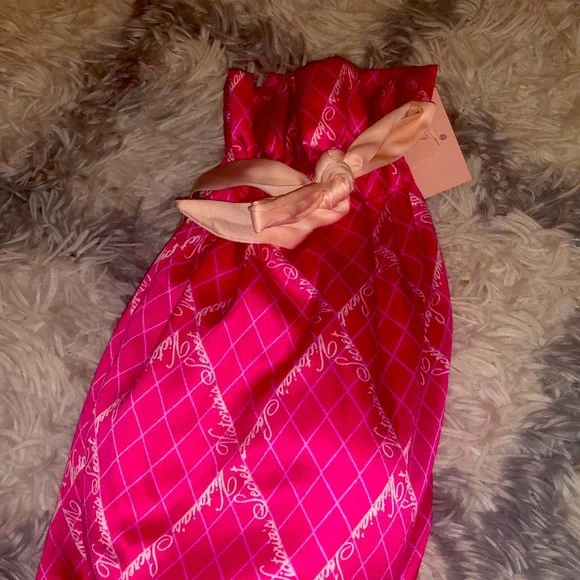 New Victoria Secret slippers - Picture 8 of 8